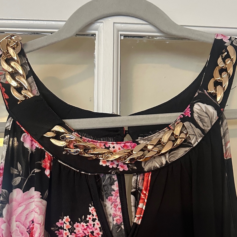Magic Black Maxi Dress with Pink and Red Floral Print - Picture 5 of 10